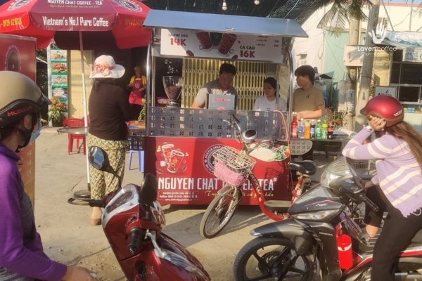 Xu hướng tiêu dùng thay đổi - sự bùng nổ của cà phê take away tại Biên Hòa, Đồng Nai